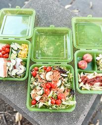 Ozzi containers loaded with fresh food